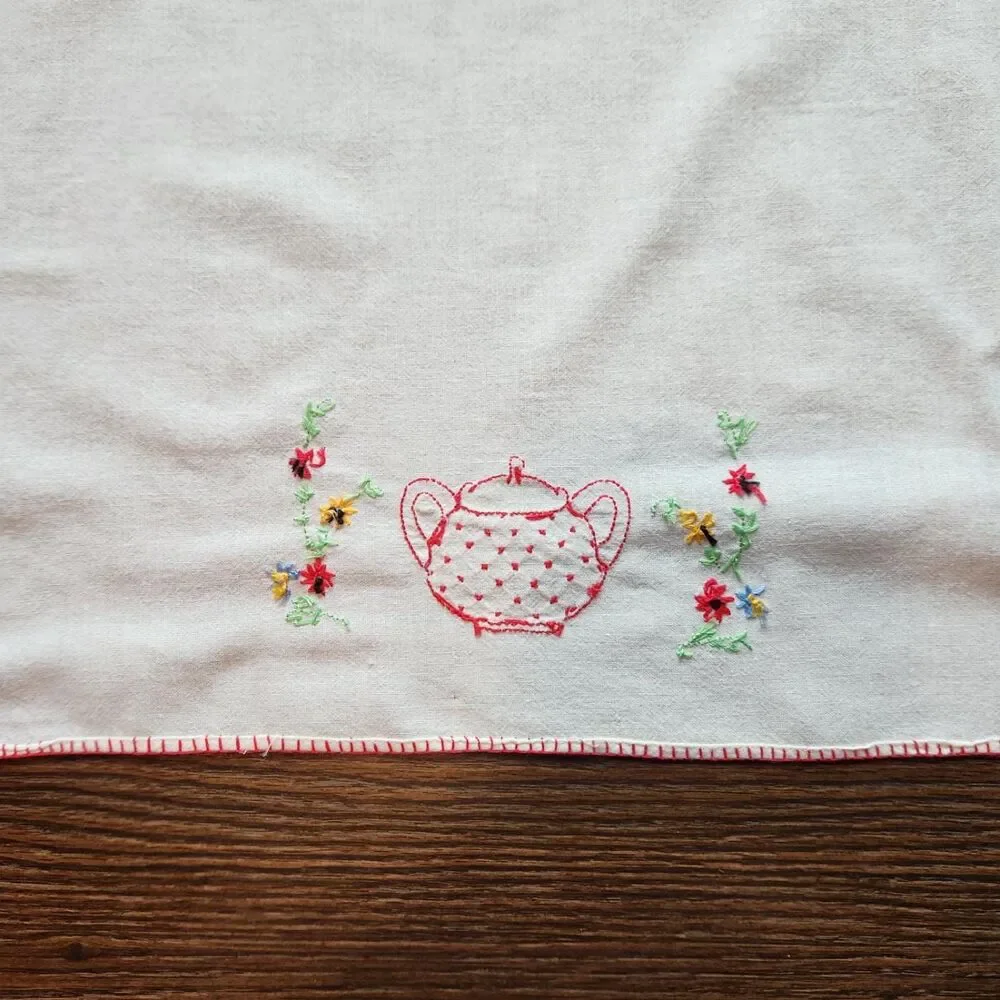 VTG Embroidered Vintage Tea Towels Set 2 Red Creamer / Sugar Hand Made Stitched